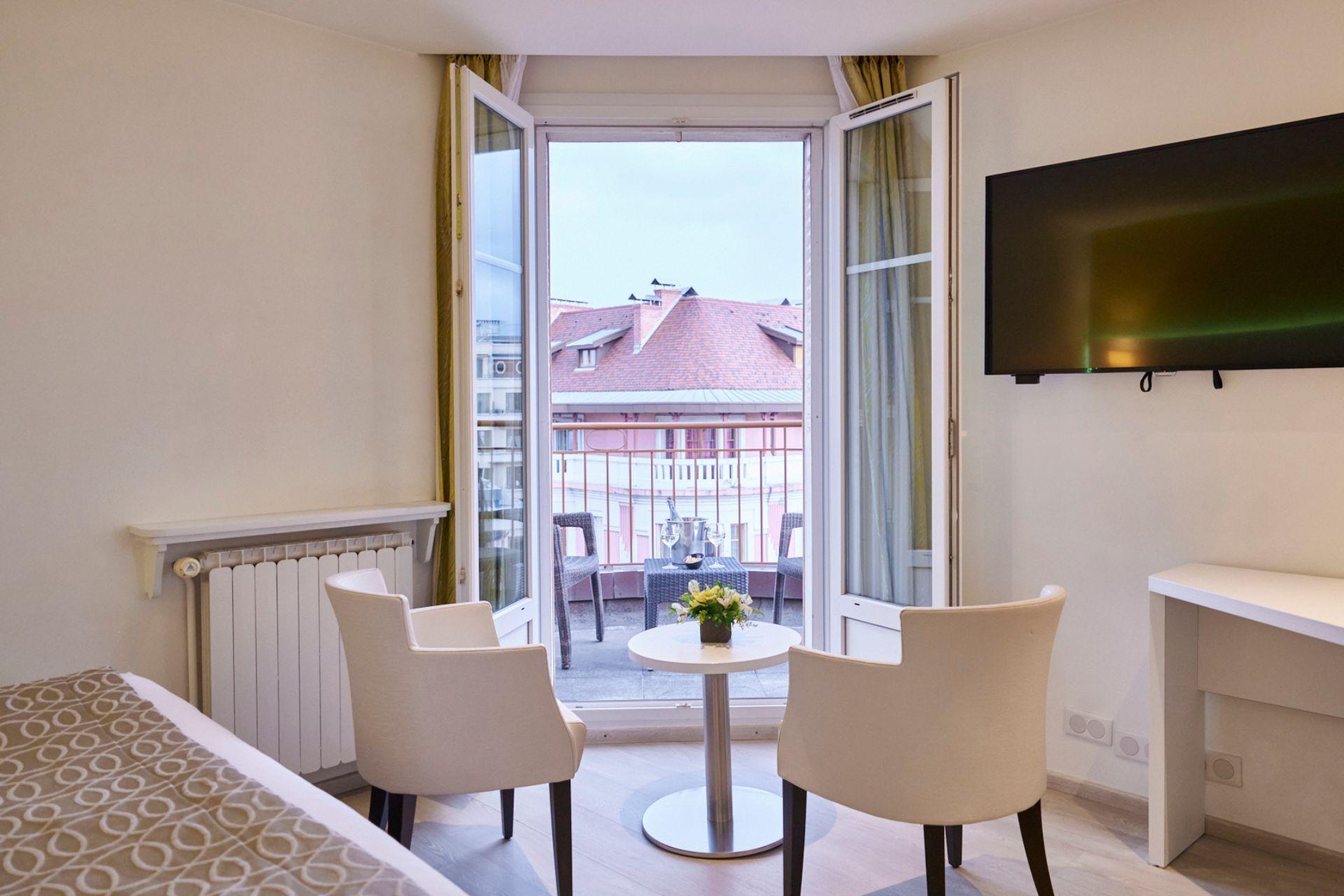 Chambre Exécutive Balcon | Best Western Plus Hôtel Carlton à Annecy