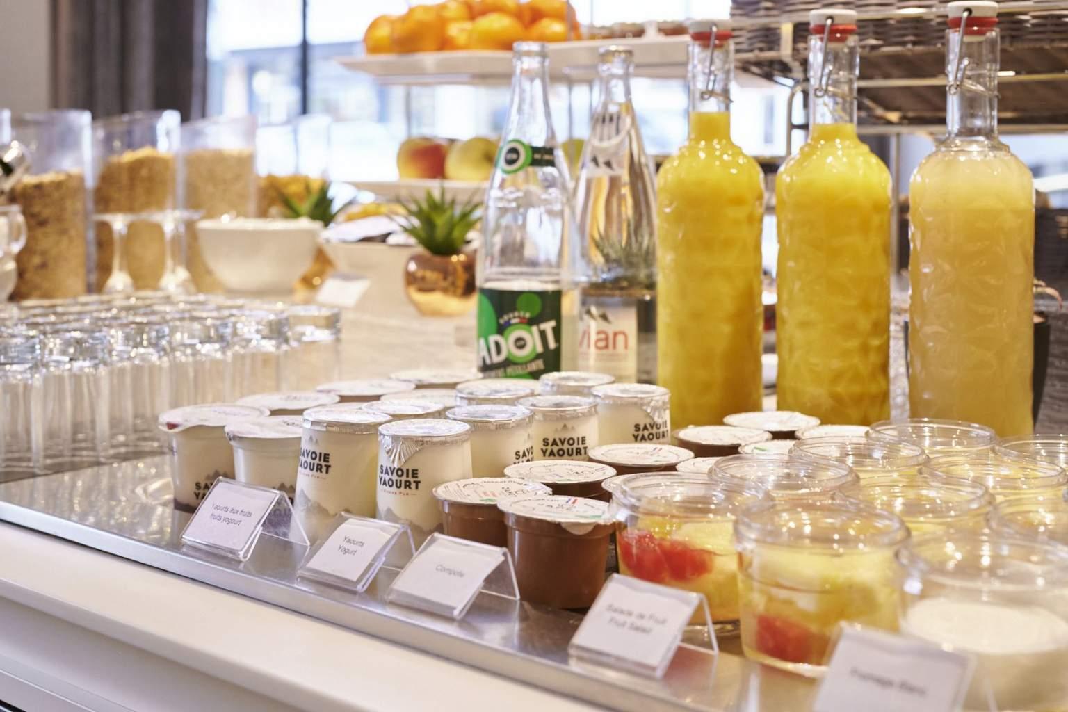 Petit-déjeuner hôtel Carlton